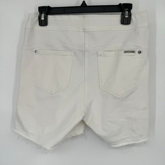 Nygard Luxe White Denim 360° Pull On short 4 Way Stretch Size medium relesed hem - Picture 6 of 11